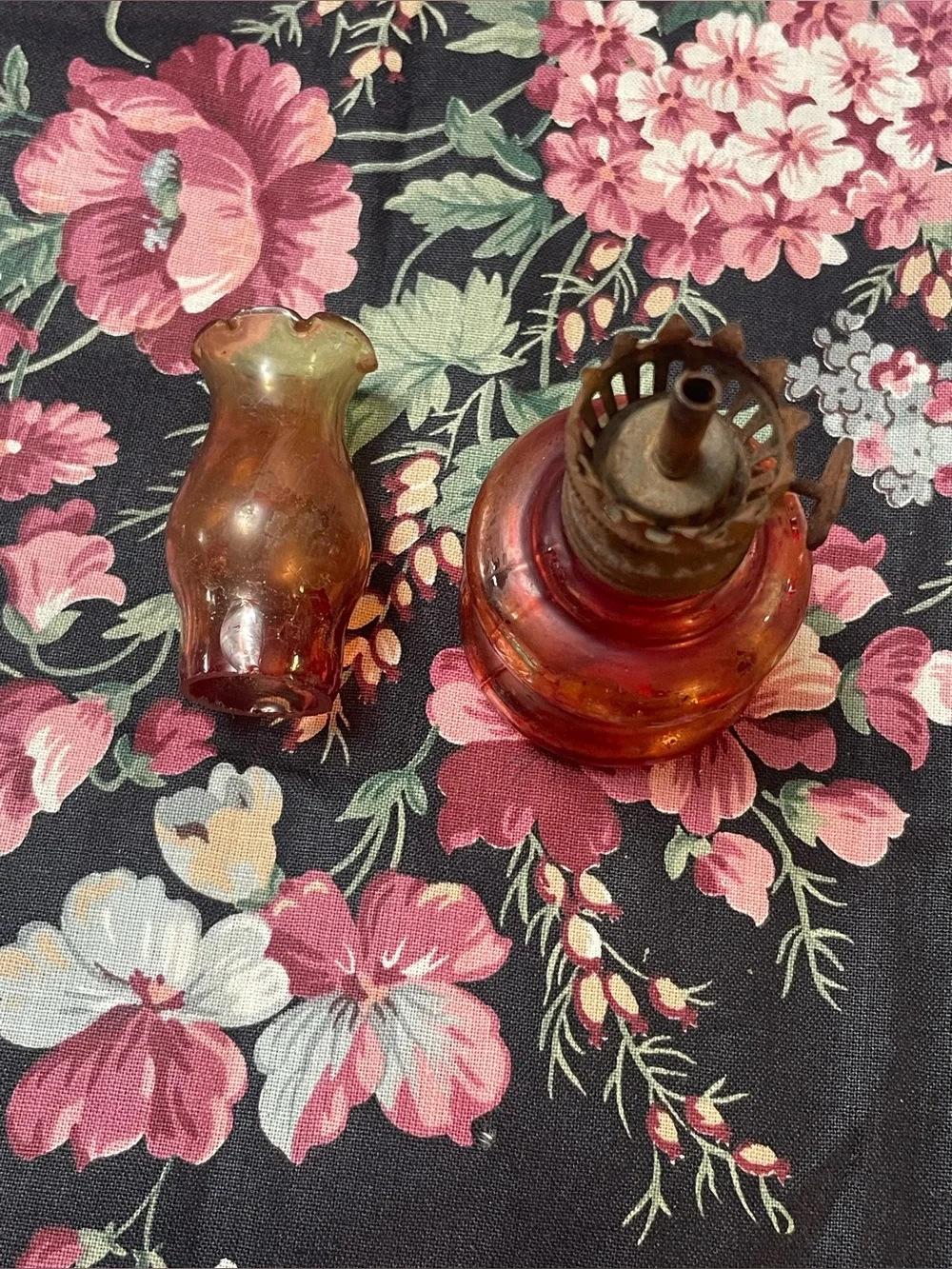 N/A decorative red
